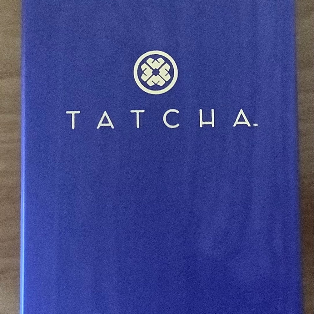 Tatcha Sunrise: A Plum Blossom 23-Karat Gold Illuminated Lipstick